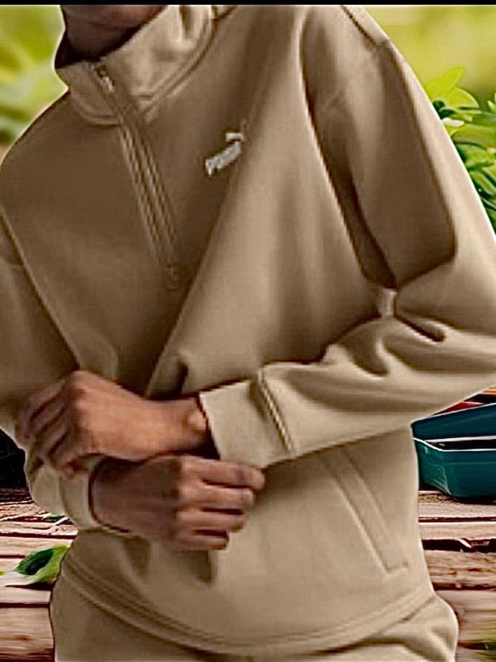 PUMA SIZE LARGE WOMENS ESSENTIALS HALF-ZIP FLEECE SWEATSHIRT IN OAK BRANCH